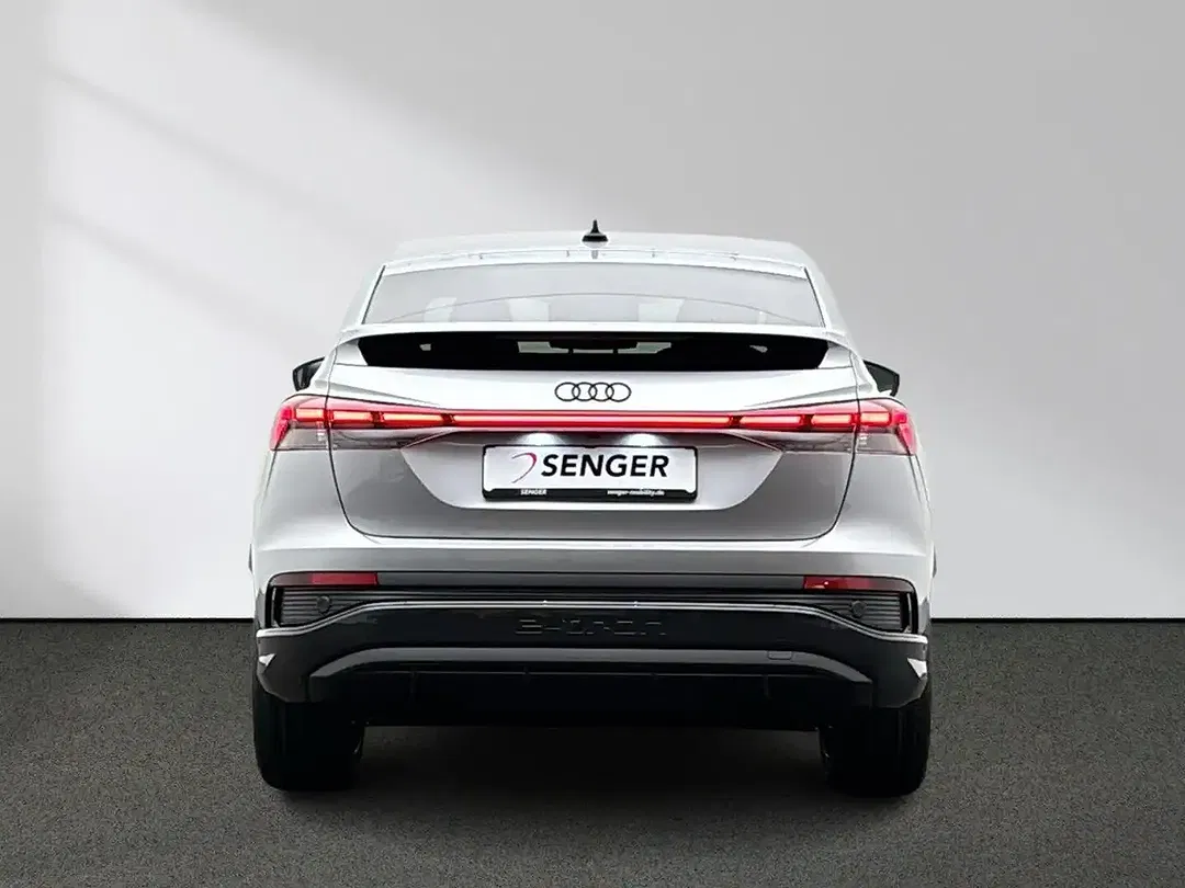 Audi Q4 e-tron 45 Sportback - Thumbnail 4