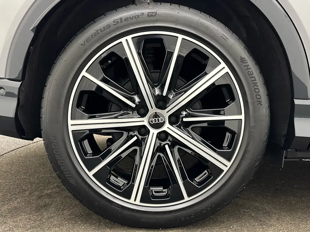 Audi Q4 e-tron 45 Sportback - Thumbnail 6
