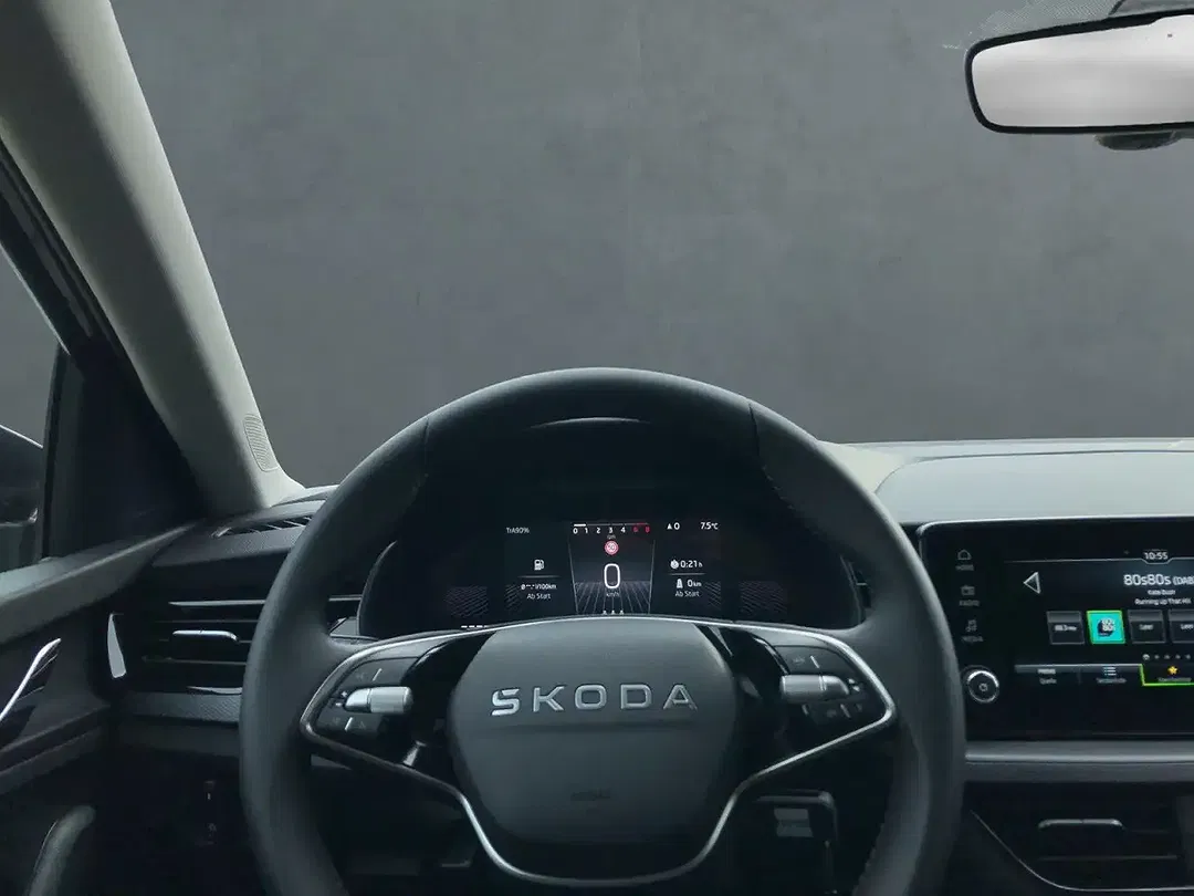 Skoda Scala 1.0 TSI DSG Essence - Thumbnail 5