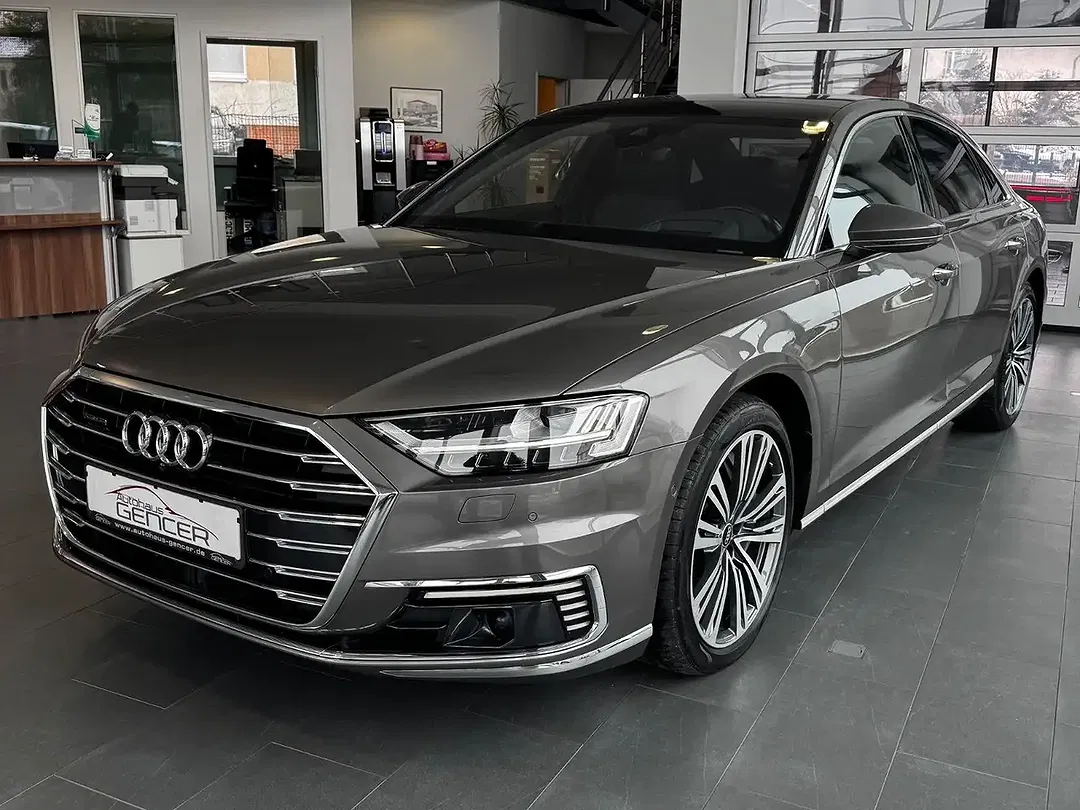 Audi A8 60 TFSI e quattro - foto 1