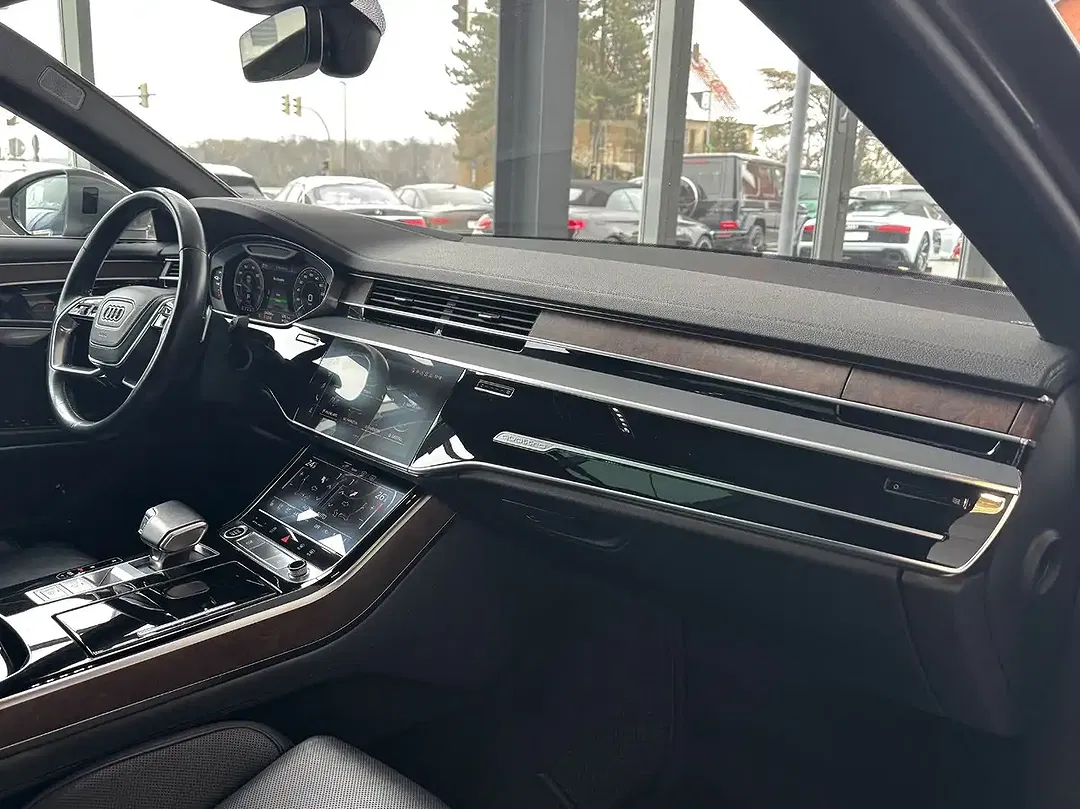 Audi A8 60 TFSI e quattro - Thumbnail 14