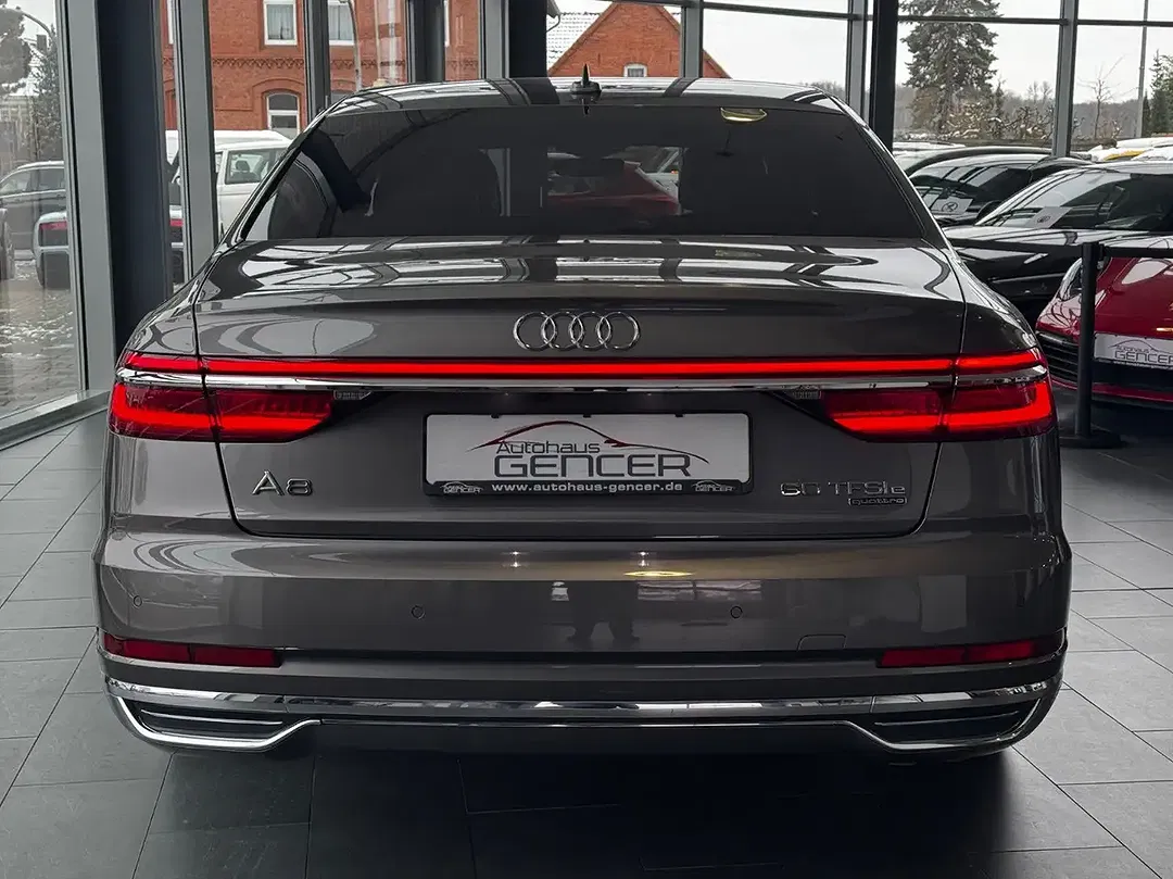 Audi A8 60 TFSI e quattro - Thumbnail 6