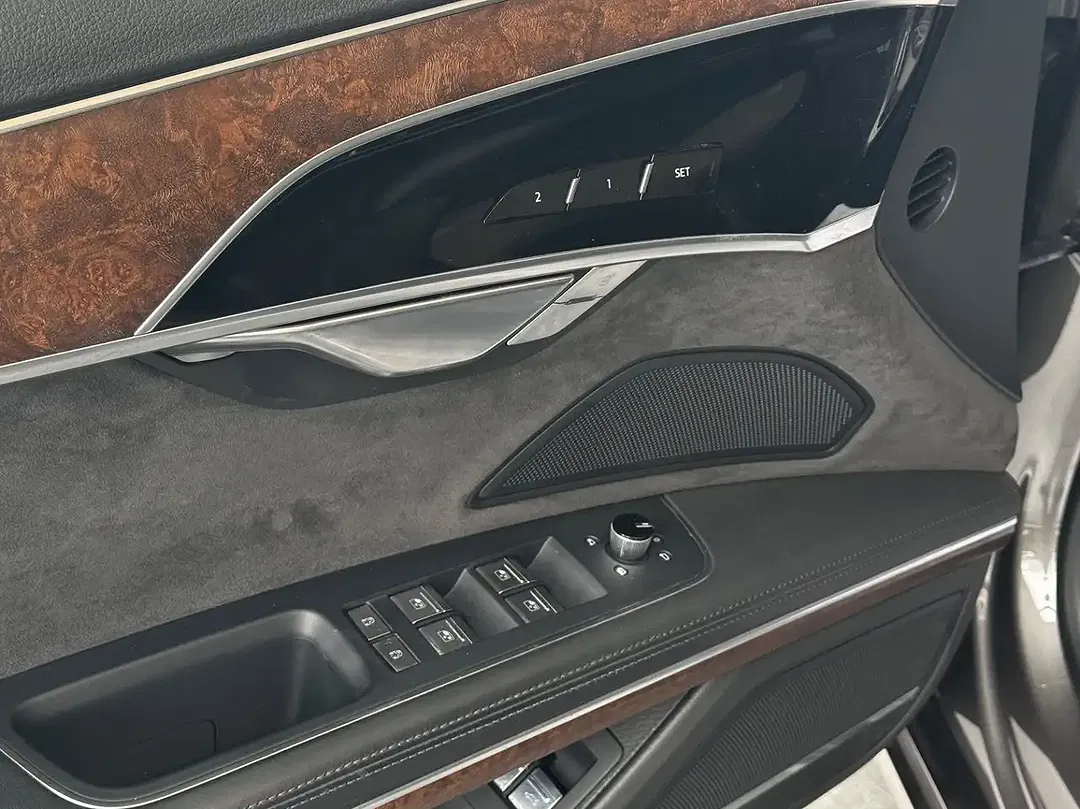 Audi A8 60 TFSI e quattro - Thumbnail 8