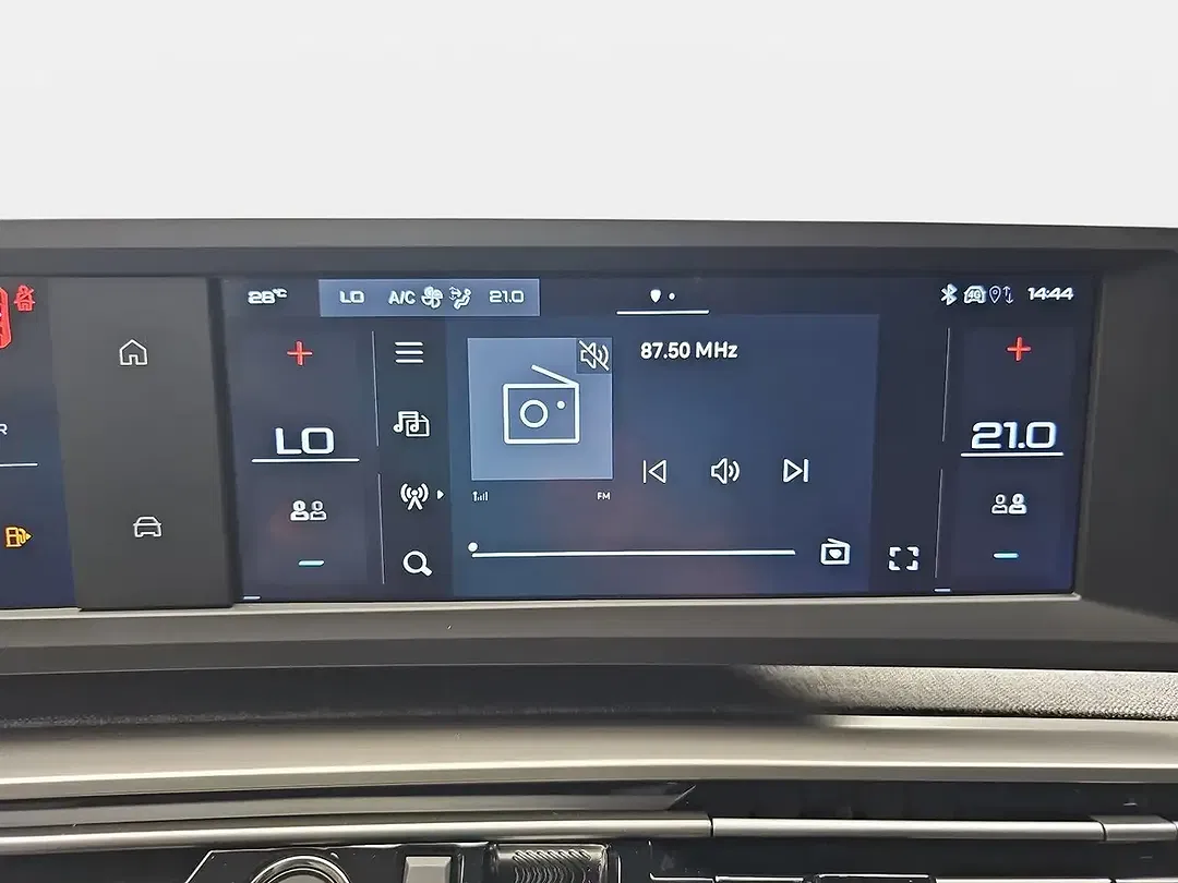 Peugeot 3008 145 e-DSC6 Hybrid Allure - Thumbnail 9