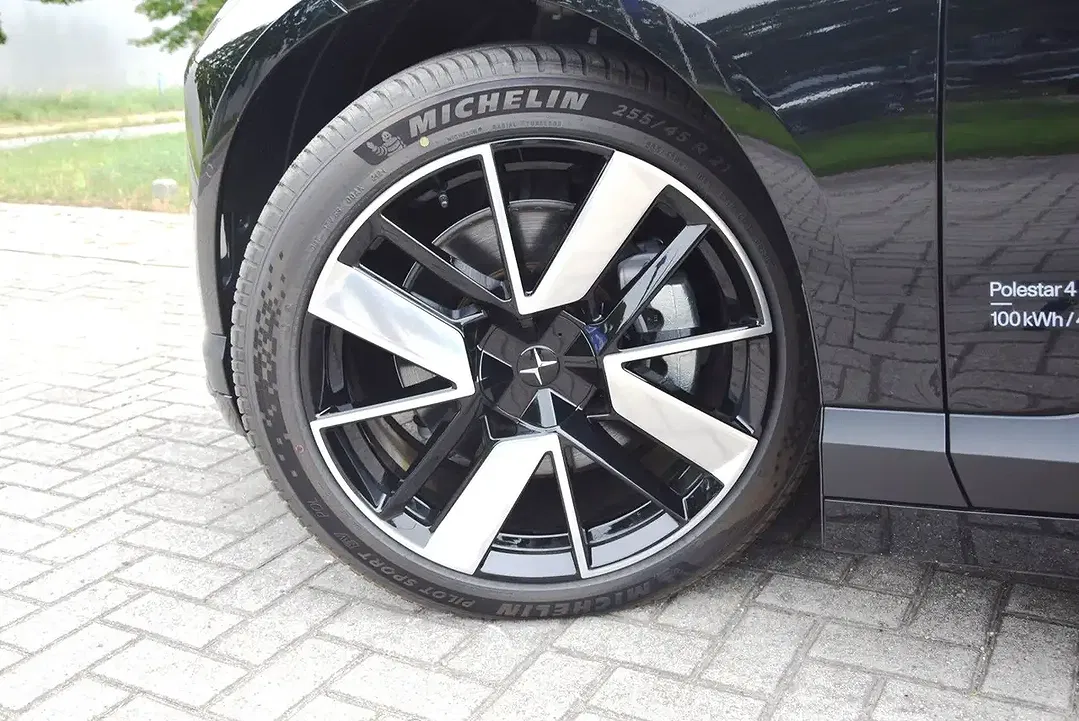 Polestar 4 Long Range Dual Motor - Thumbnail 7