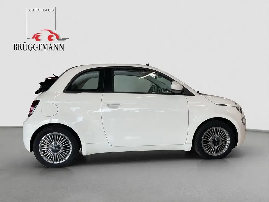 Fiat 500e - Thumbnail 7