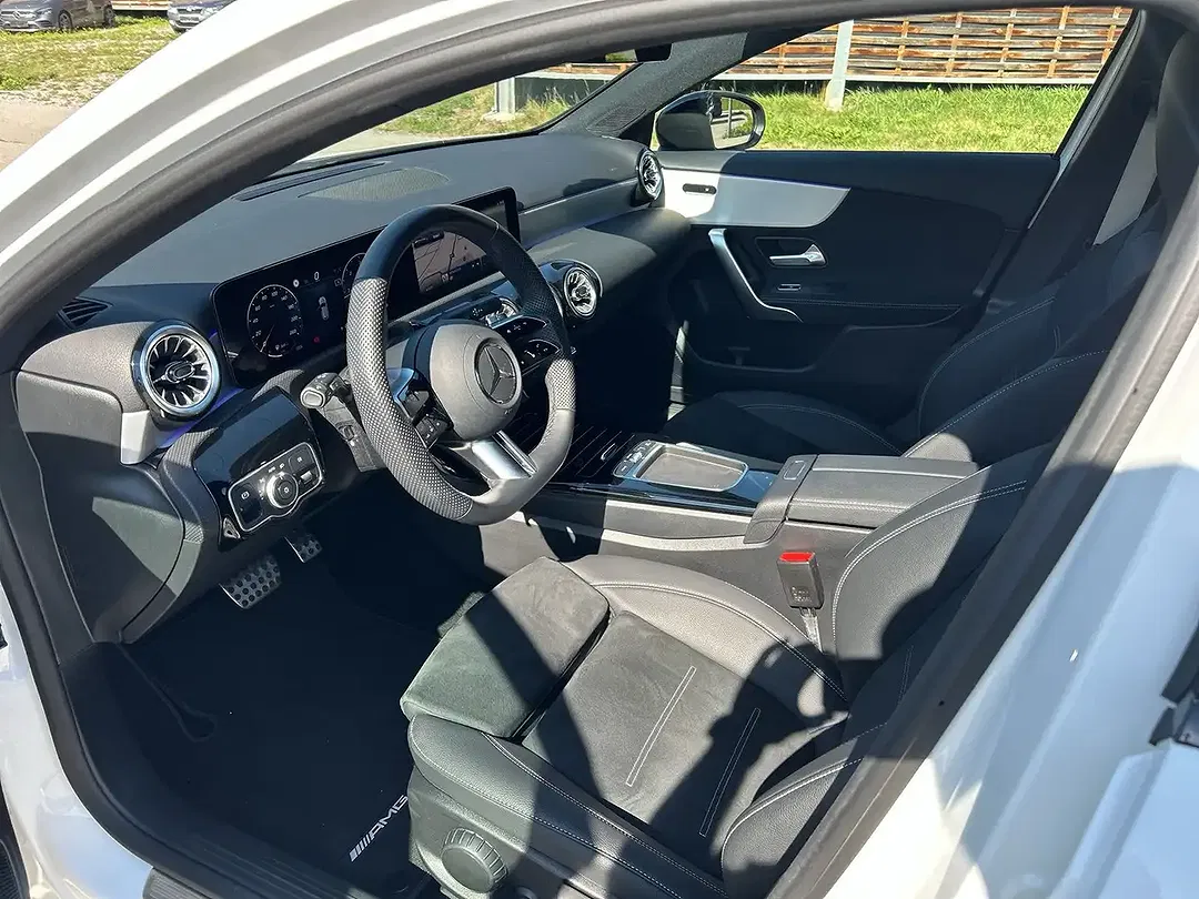 Mercedes-Benz A 180 AMG Line - Thumbnail 11
