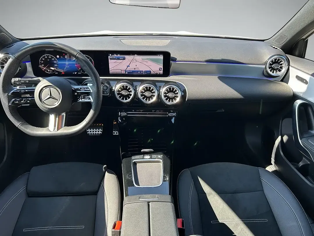 Mercedes-Benz A 180 AMG Line - Thumbnail 7
