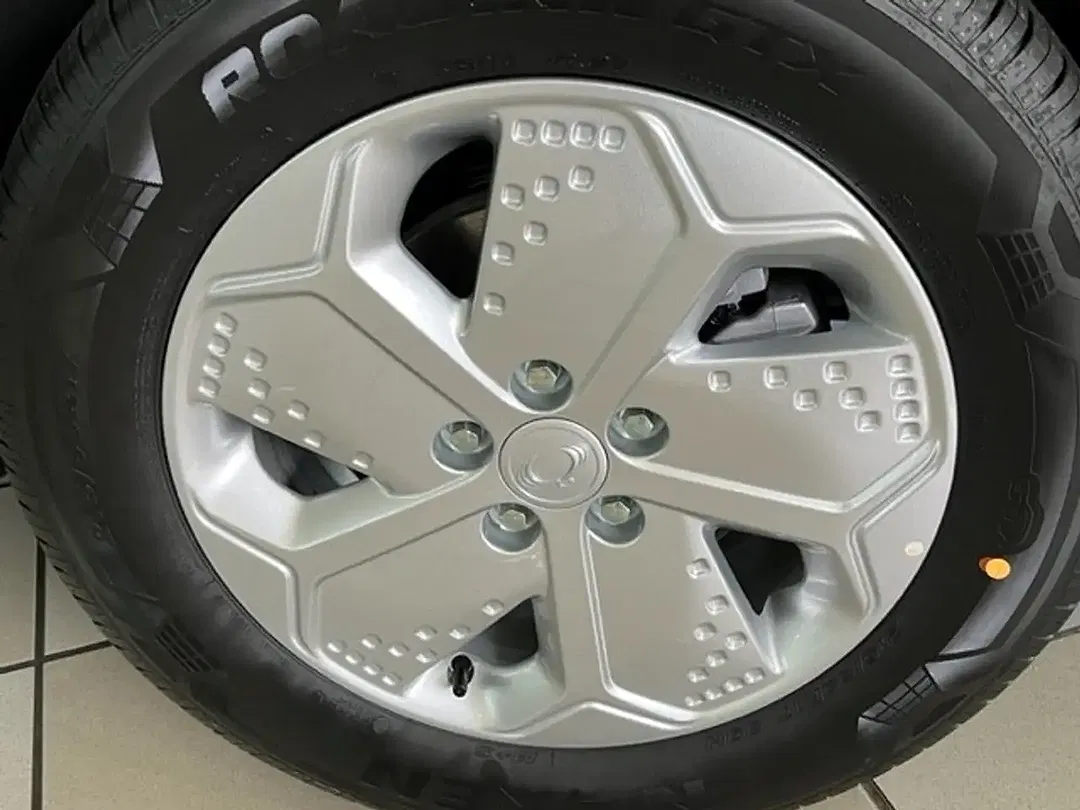 KGM Korando - Thumbnail 19