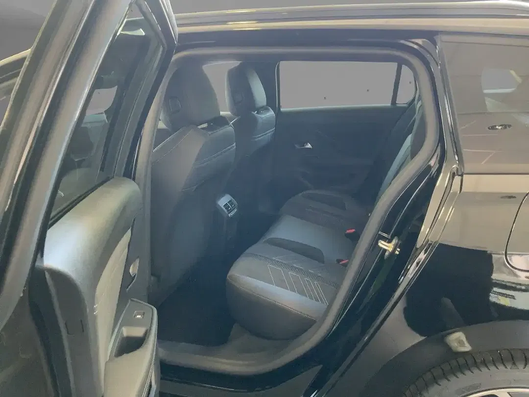 Opel Astra PHEV 1.6 Turbo - Thumbnail 7
