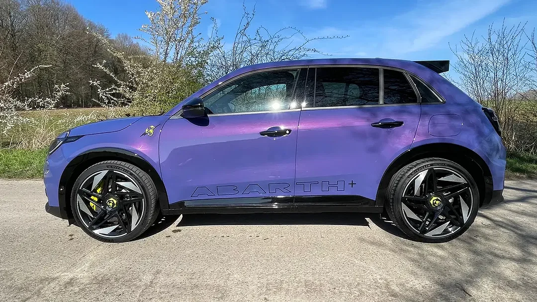 Abarth 600e Scorpionissima - Afbeelding 1