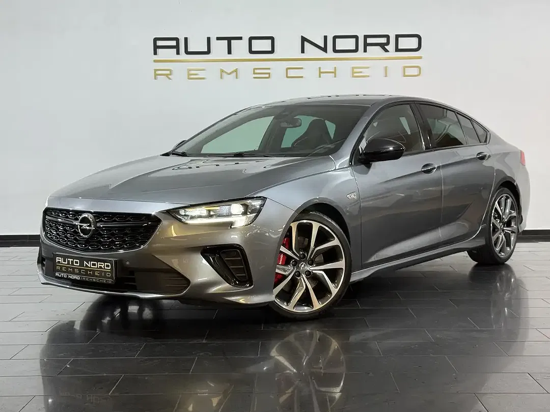 Opel Insignia 4x4 GSi - foto 1