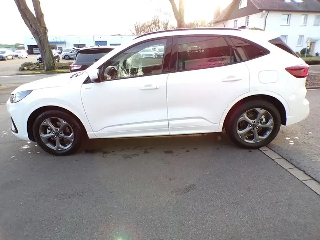 Ford Kuga 1.5 AUT ST-Line - Thumbnail 4