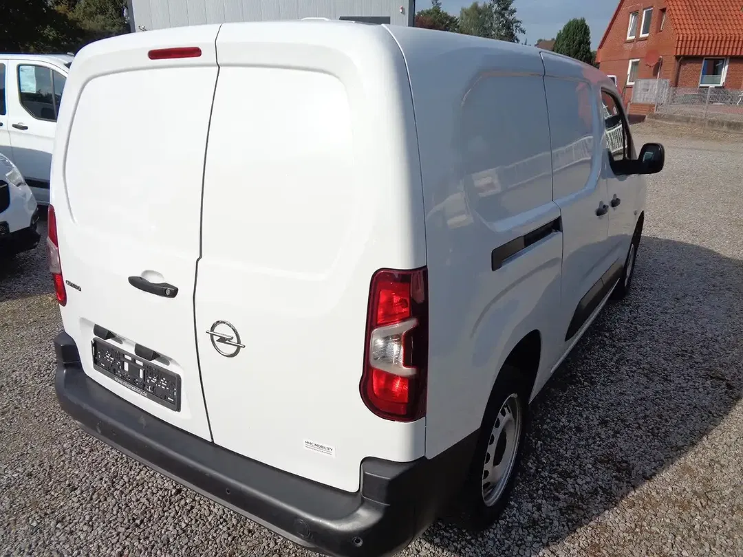 Opel Combo Cargo Edition - Thumbnail 4