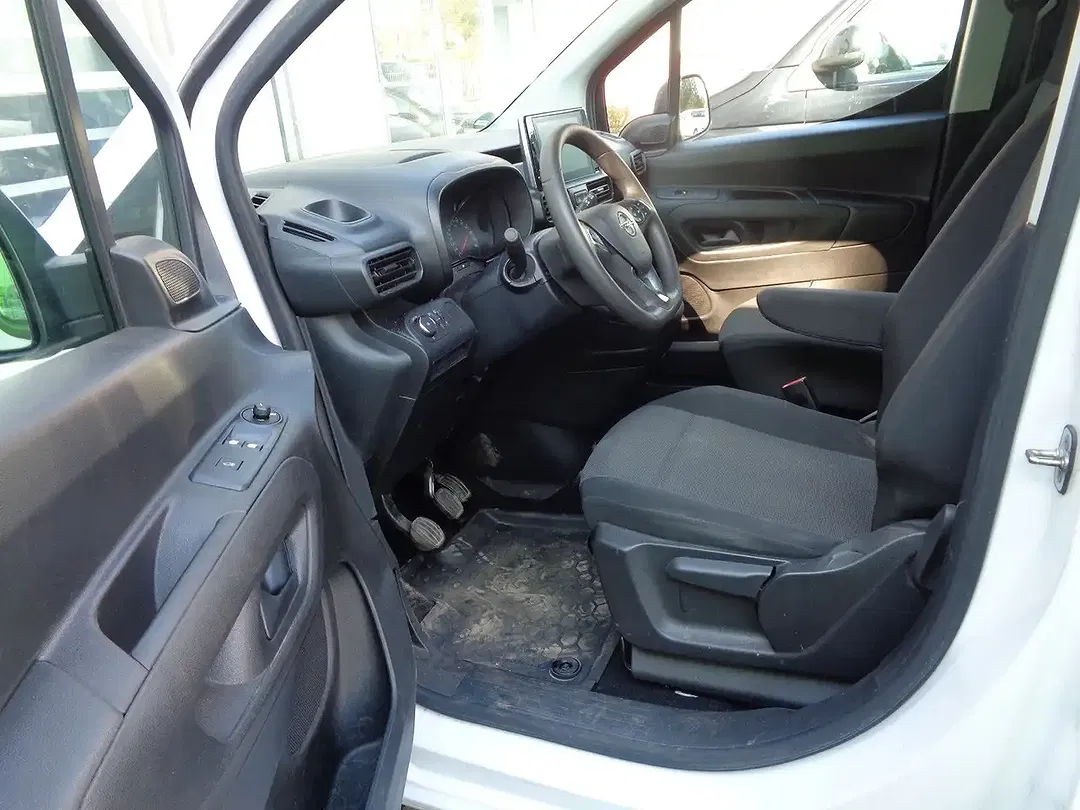 Opel Combo Cargo Edition - Thumbnail 5