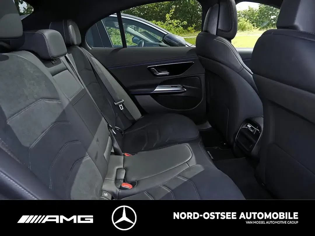 Mercedes-Benz E 200 AMG MBUX Night - Thumbnail 13