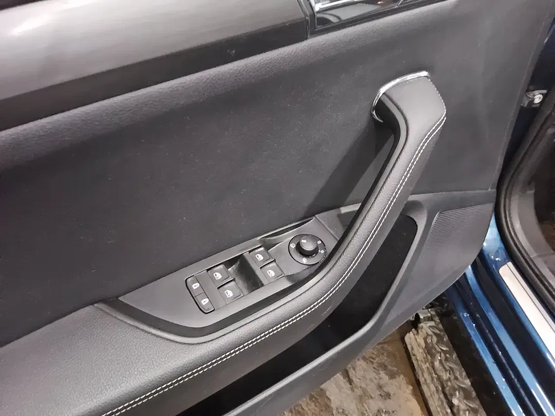 Skoda Superb 1.4 TSI iV Style - Thumbnail 10
