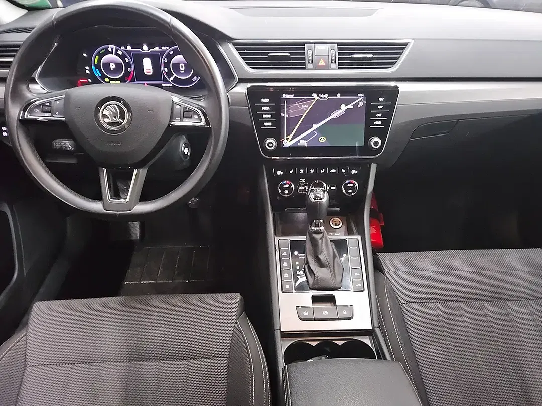 Skoda Superb 1.4 TSI iV Style - Thumbnail 5