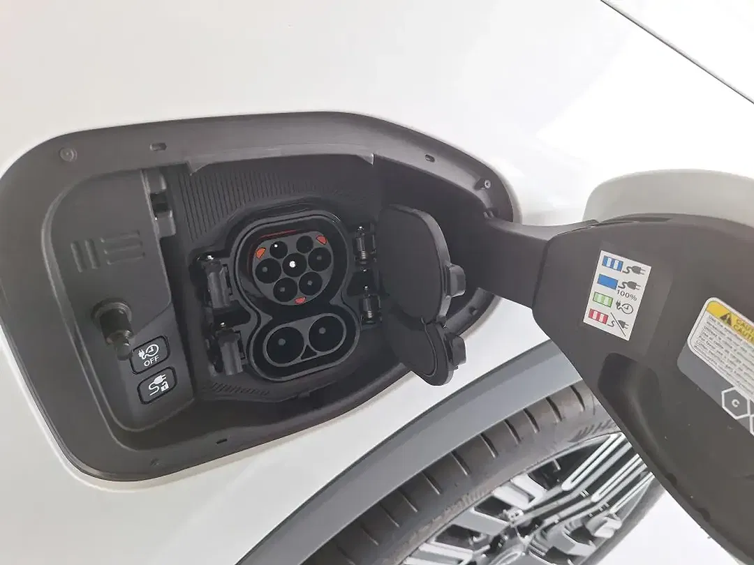 Nissan Leaf Evolve - Thumbnail 6
