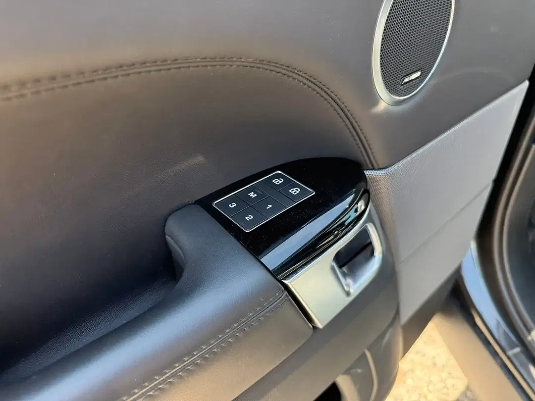 Land Rover Range Rover Sport P400e Stealth HSE - Thumbnail 12