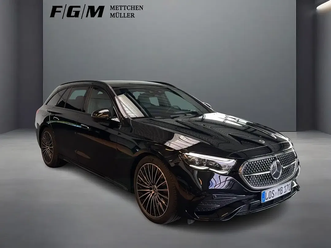 Mercedes-Benz E 220 AMG Burmester - Thumbnail 4