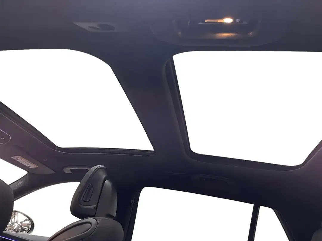 Mercedes-Benz C 300 AMG MBUX Burmester Night - Thumbnail 13