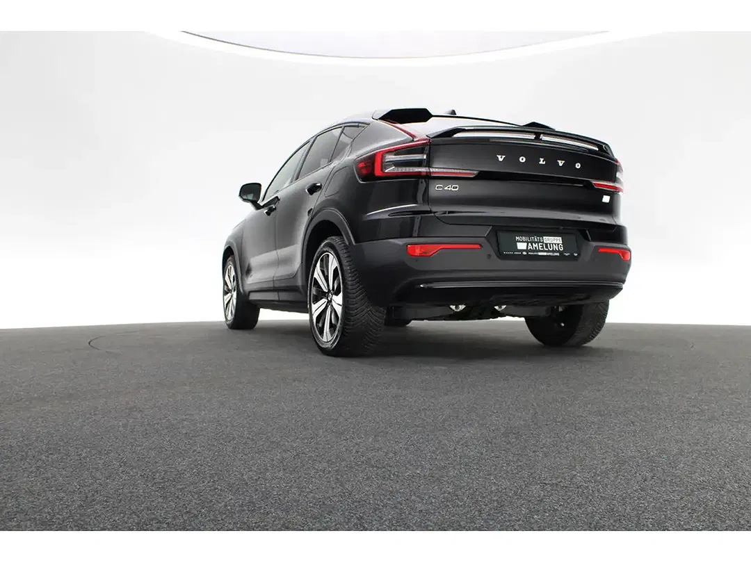 Volvo C40 EV Recharge Plus - Thumbnail 11
