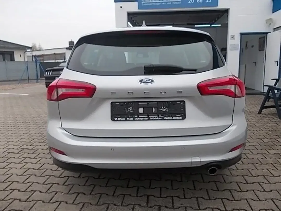 Ford Focus Cool & Connect - Thumbnail 5