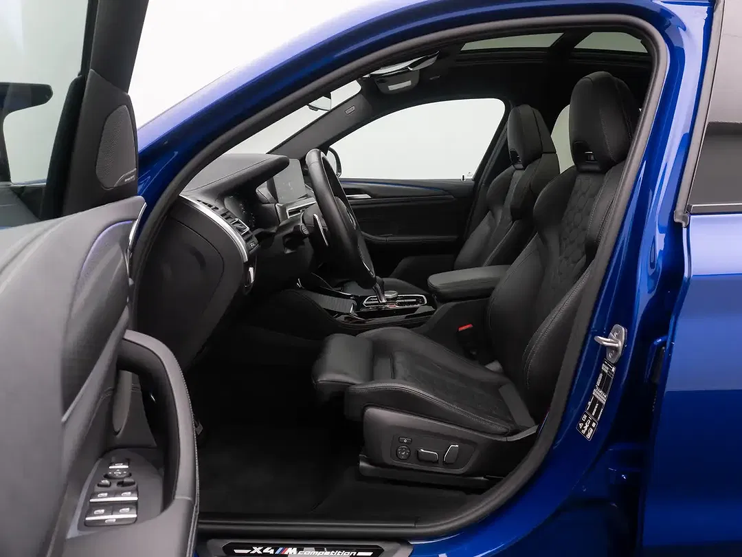 BMW X4 M - Thumbnail 19