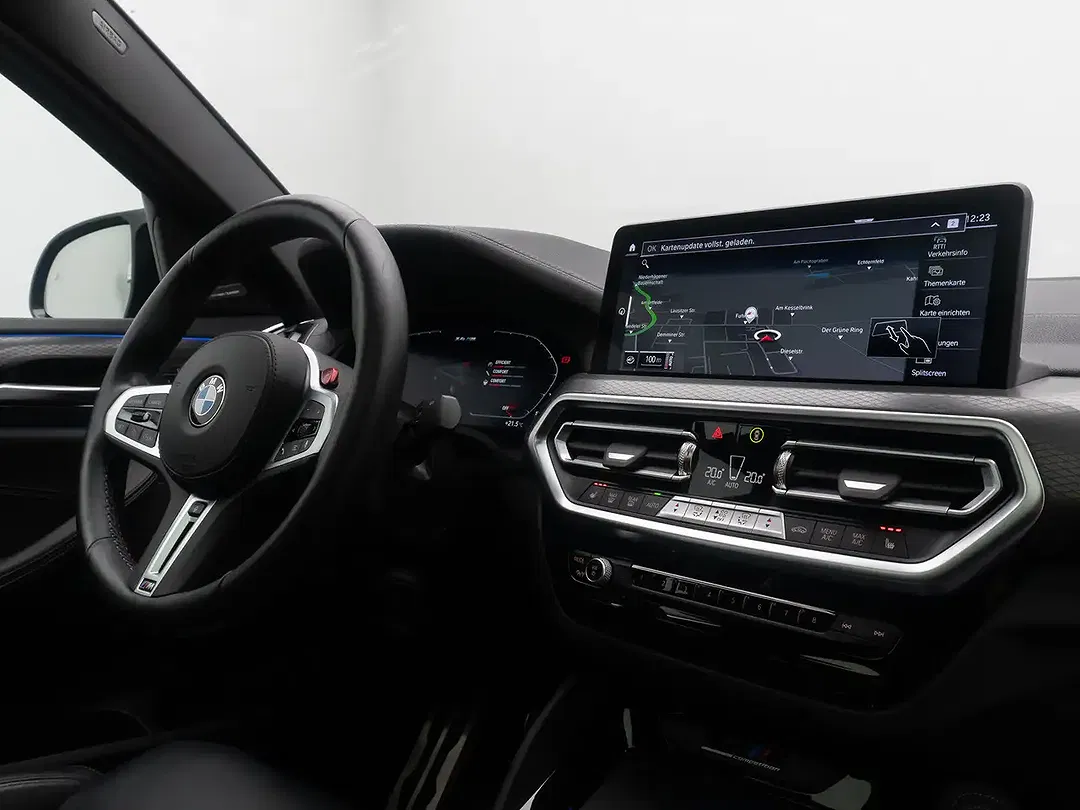 BMW X4 M - Thumbnail 38