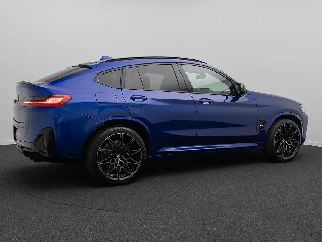 BMW X4 M - Thumbnail 6