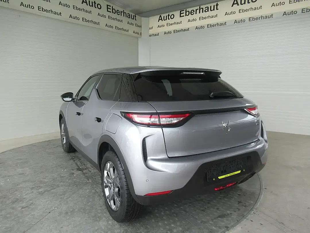 DS Automobiles DS 3 - Thumbnail 3