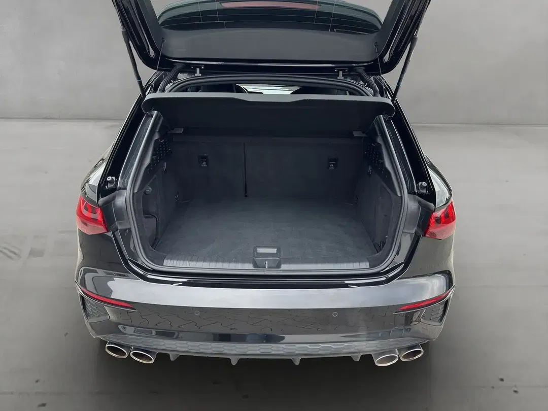 Audi S3 2.0 TFSI quattro Sportback - Thumbnail 12