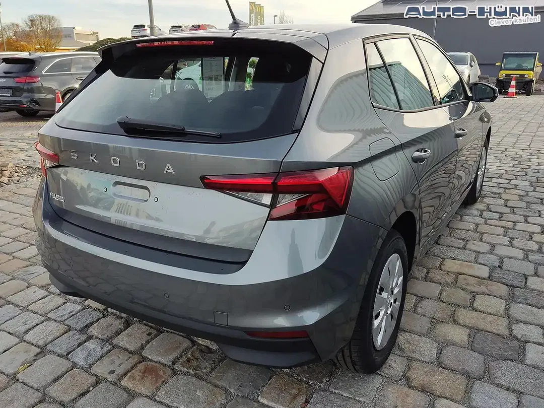 Skoda Fabia 1.0 TSI DSG Selection - Thumbnail 2