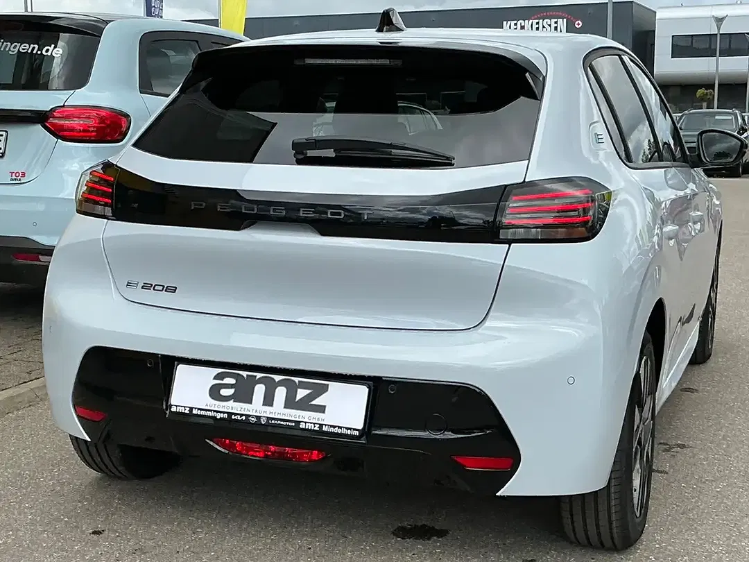 Peugeot 208 156 EV Allure - Thumbnail 6