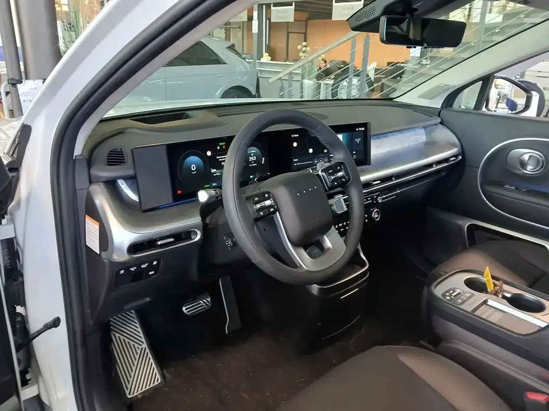 Hyundai IONIQ 9 4WD UNIQ - Thumbnail 5