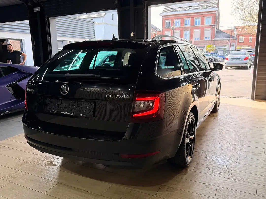 Skoda Octavia 1.0 TSI - Thumbnail 7