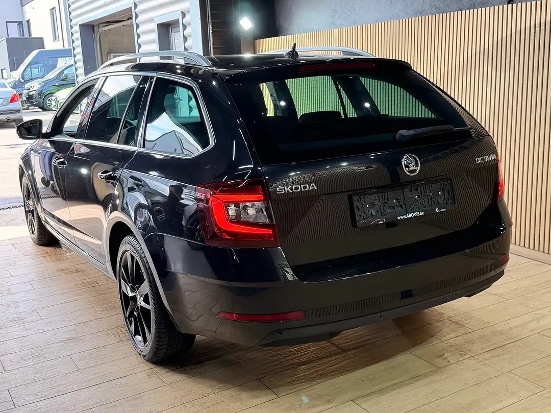 Skoda Octavia 1.0 TSI - Thumbnail 9