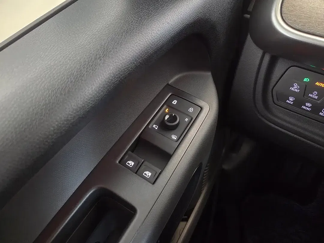 Volkswagen ID. Buzz Pro - Thumbnail 12