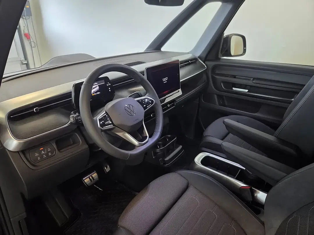 Volkswagen ID. Buzz Pro - Thumbnail 3