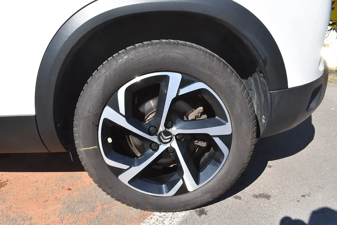 Citroen C5 Aircross 1.2 EAT8 Shine - Thumbnail 3