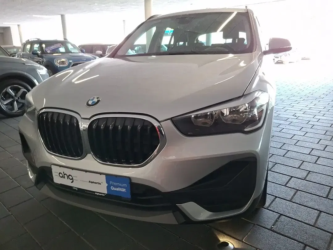 BMW X1 xDrive Advantage - Thumbnail 9