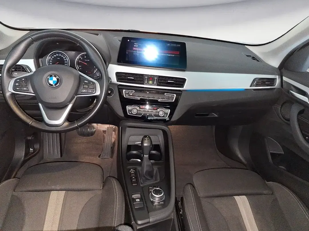 BMW X1 xDrive Advantage - Thumbnail 12