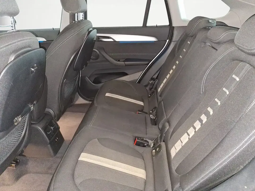 BMW X1 xDrive Advantage - Thumbnail 14