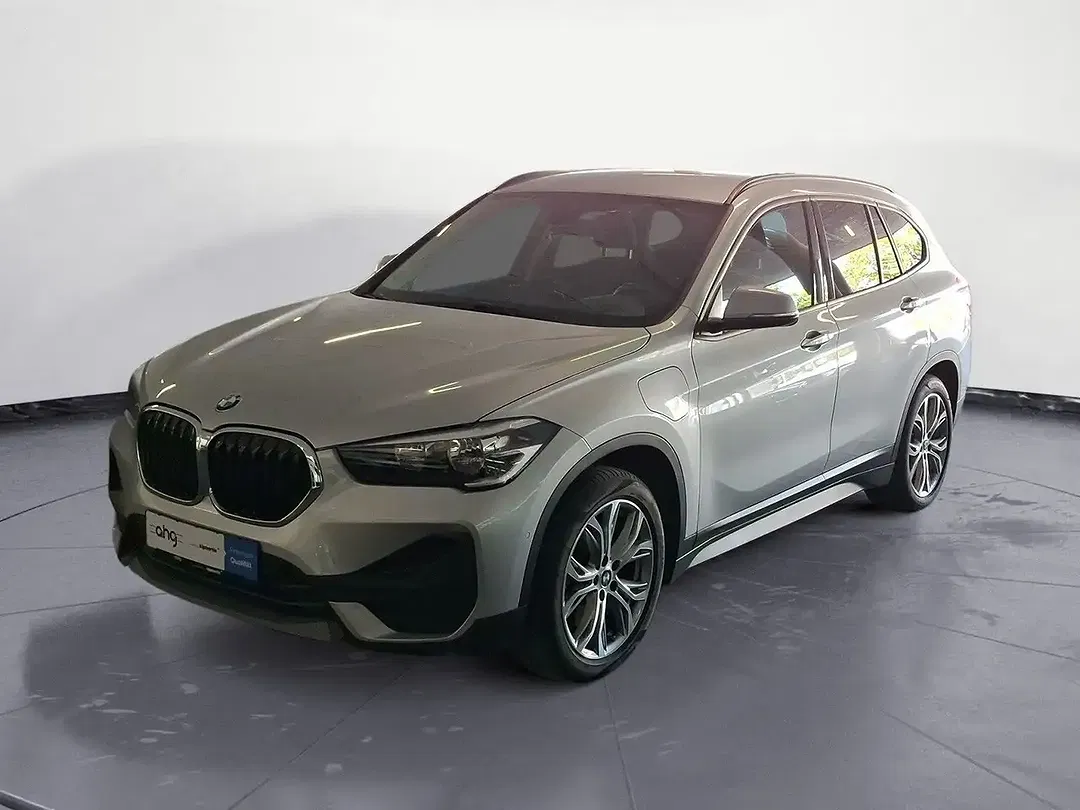 BMW X1 xDrive Advantage - Thumbnail 1