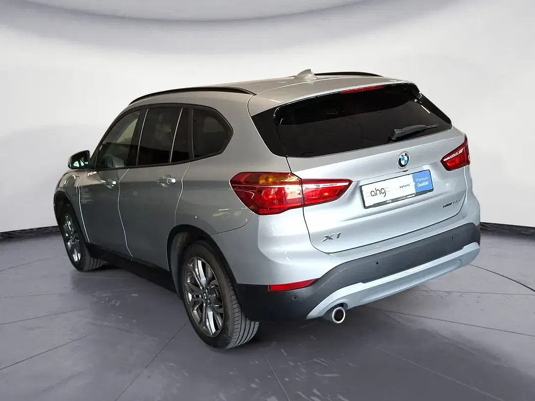BMW X1 xDrive Advantage - Thumbnail 4