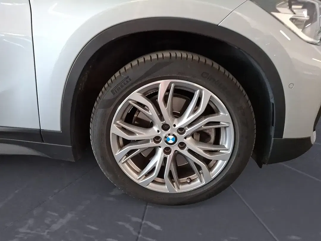 BMW X1 xDrive Advantage - Thumbnail 7