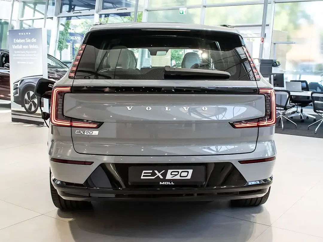 Volvo EX90 Twin Motor Performance Ultra - Thumbnail 5