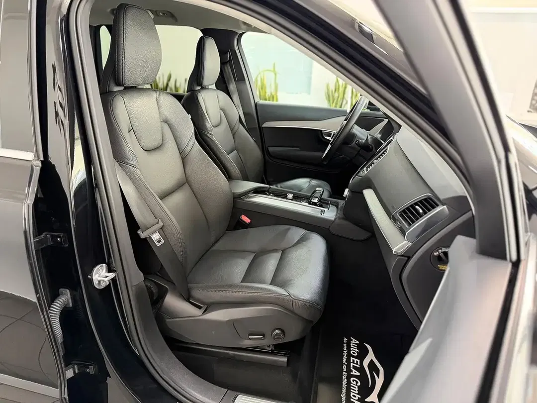 Volvo XC90 AWD - Thumbnail 12