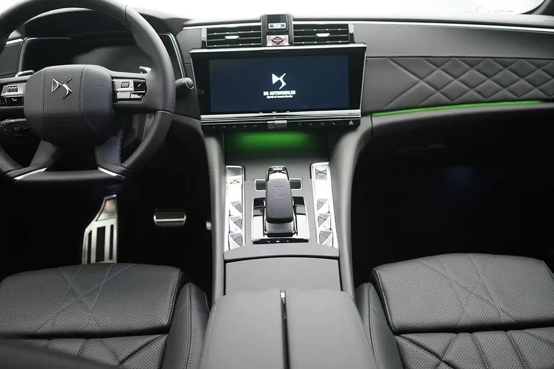DS Automobiles DS 9 - Afbeelding 1